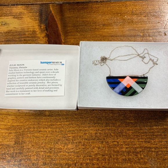 NIB Ceramic Necklace by Toronto artist Julie Moon - Picture 3 of 13